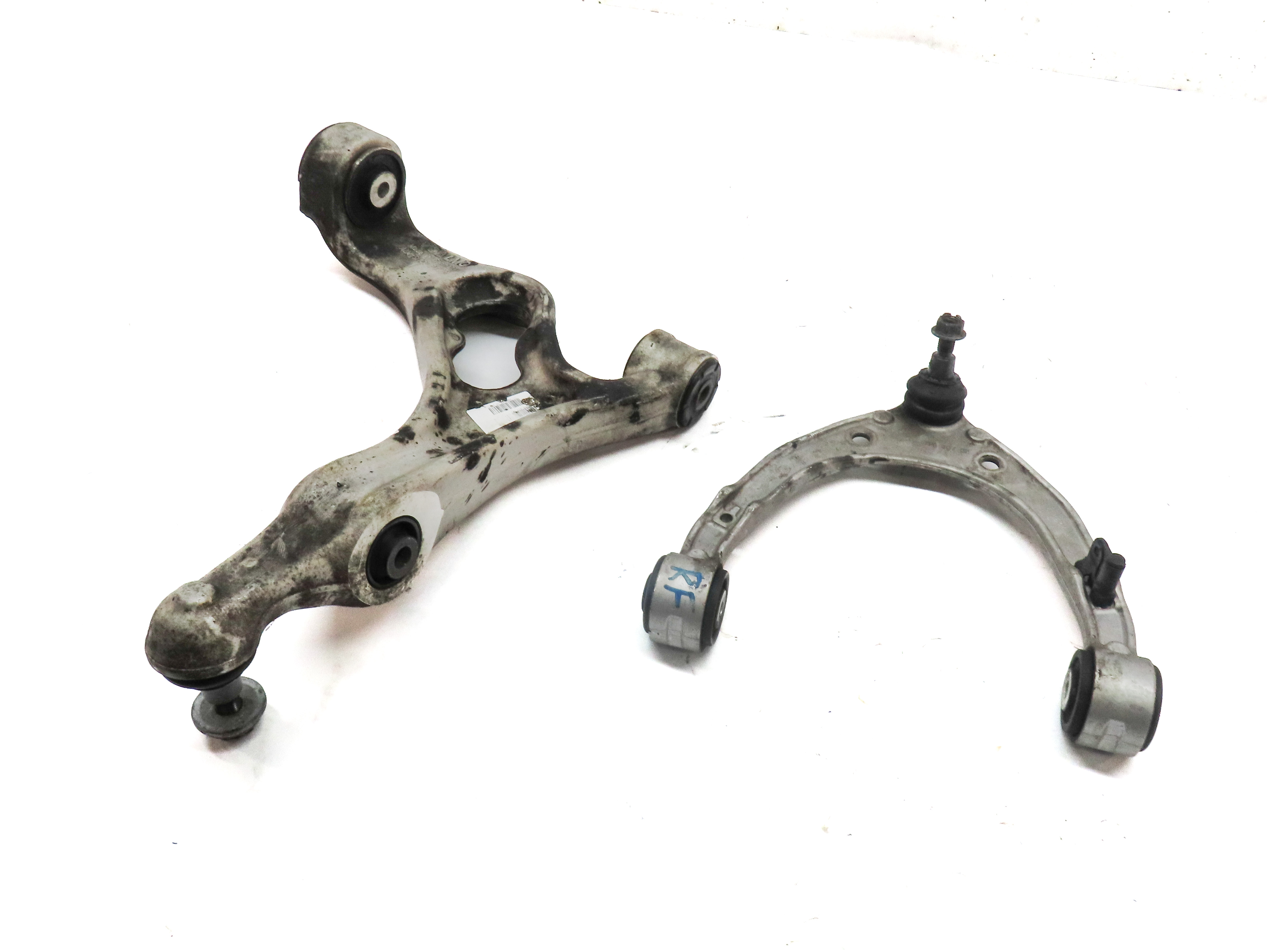 2011-2014 PORSCHE CAYENNE (958) RIGHT FRONT PASSENGER LOWER CONTROL ARM — exact item pictured